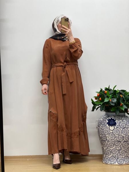 MissWhence Nakış Detaylı Ferm.Cupro Elbise 25Y-37800