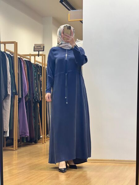 MissDalida Yakası Fermuarlı Beli Büzgülü Elbise 25Y-4011