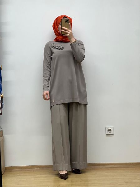 MissDalida Arkası Cupro Önü Gül Broşlu Triko Tunik 25Y-6011