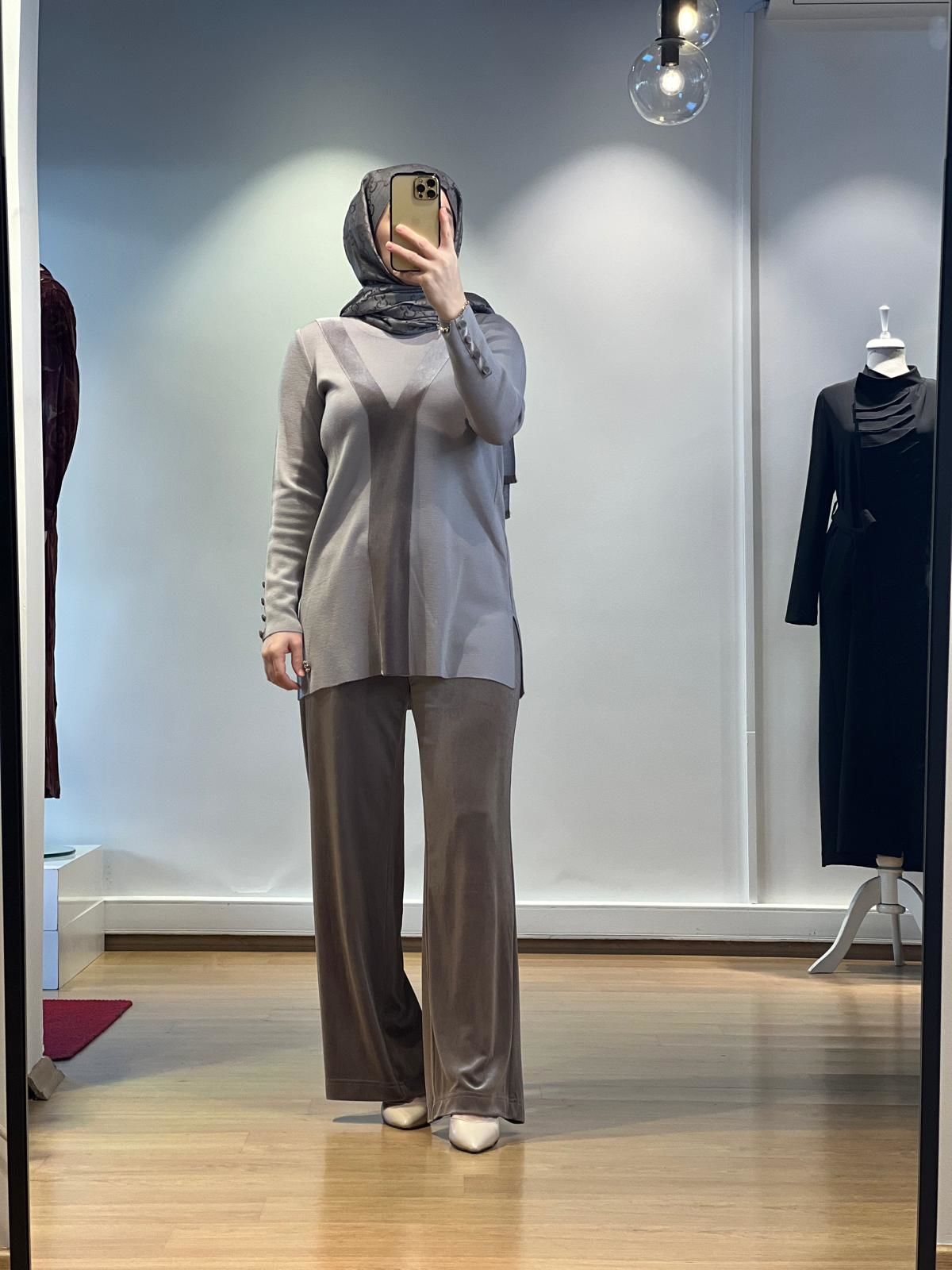 MissDalida Önü Kadife Detaylı Tunik T24K-6027