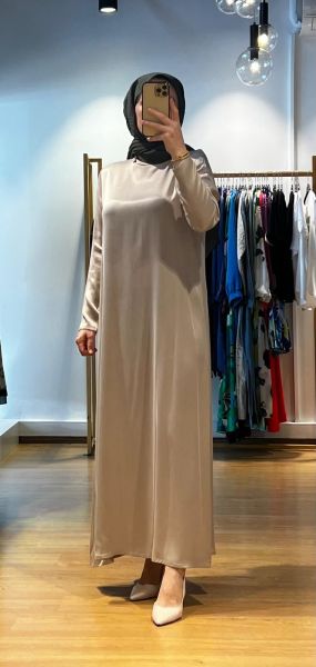 MissDalida Broş Detaylı Cupro Uzun Elbise T25K-4019