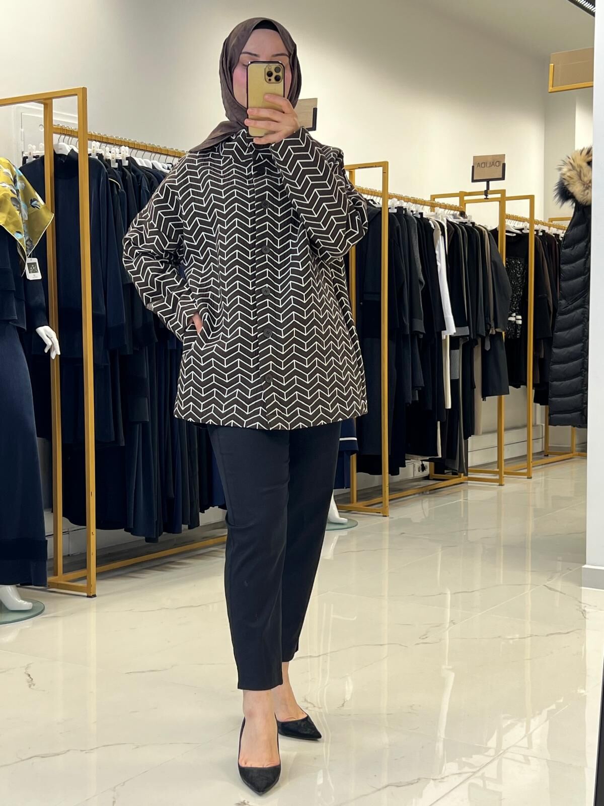 Almarwah Black Kap T26K-505320