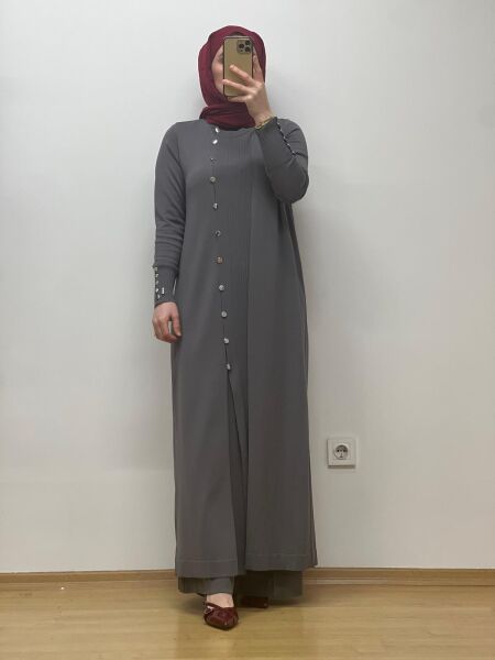 MissDalida Yuvarlak Yaka Düğmeli Uzun Triko Hırka 25Y-9020