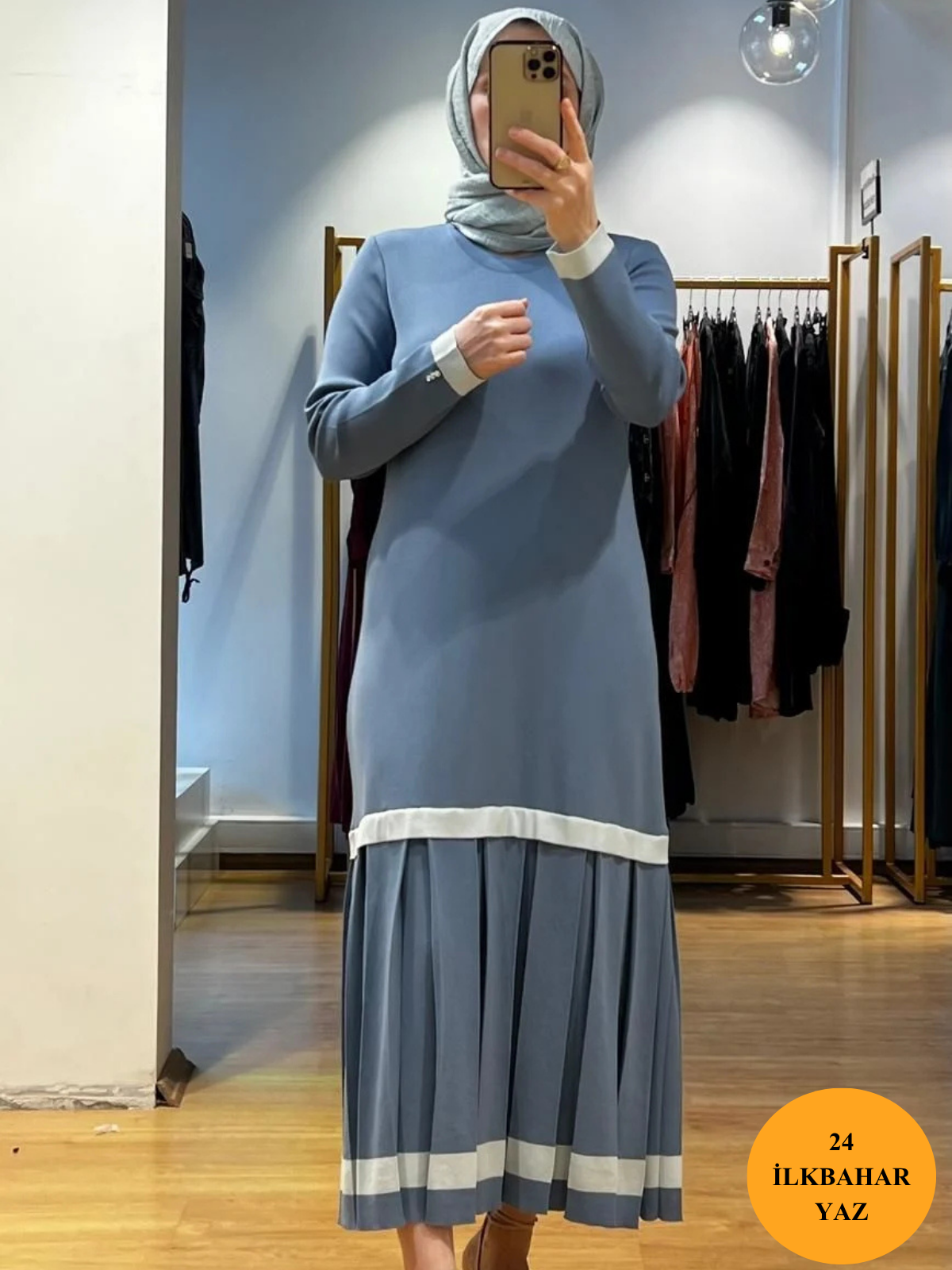 MissDalida Üst Kısmı Düz Pilise Detaylı Elbise T24Y-4010