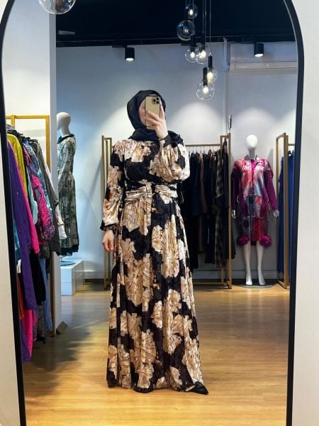 Jamıla Sarah Çiçek Des. Bel. Metal Aksesuarlı Kadife Elbise FW25-3044