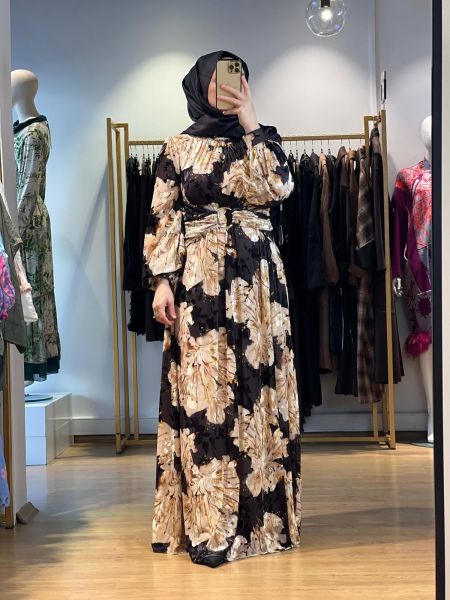 Jamıla Sarah Çiçek Des. Bel. Metal Aksesuarlı Kadife Elbise FW25-3044