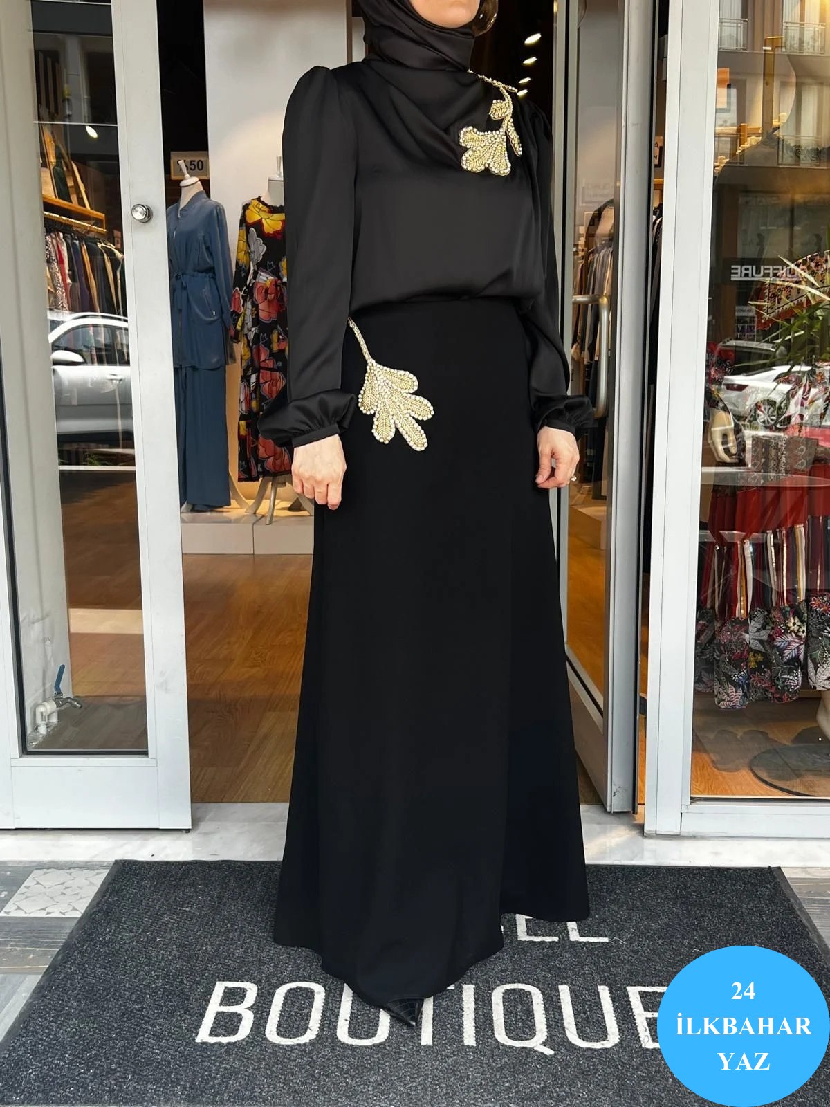 Jamıla Sarah Aplikeli Evaze Etek SS24-6012