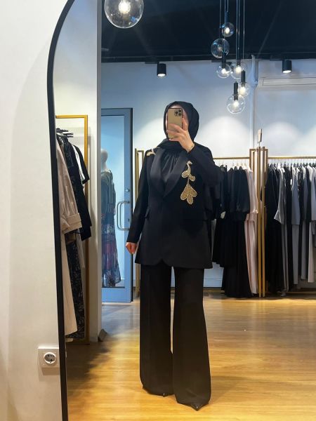 Jamıla Sarah Bedeni Mat Yakası Parlak Gold Aplikeli Takım SS24-9012
