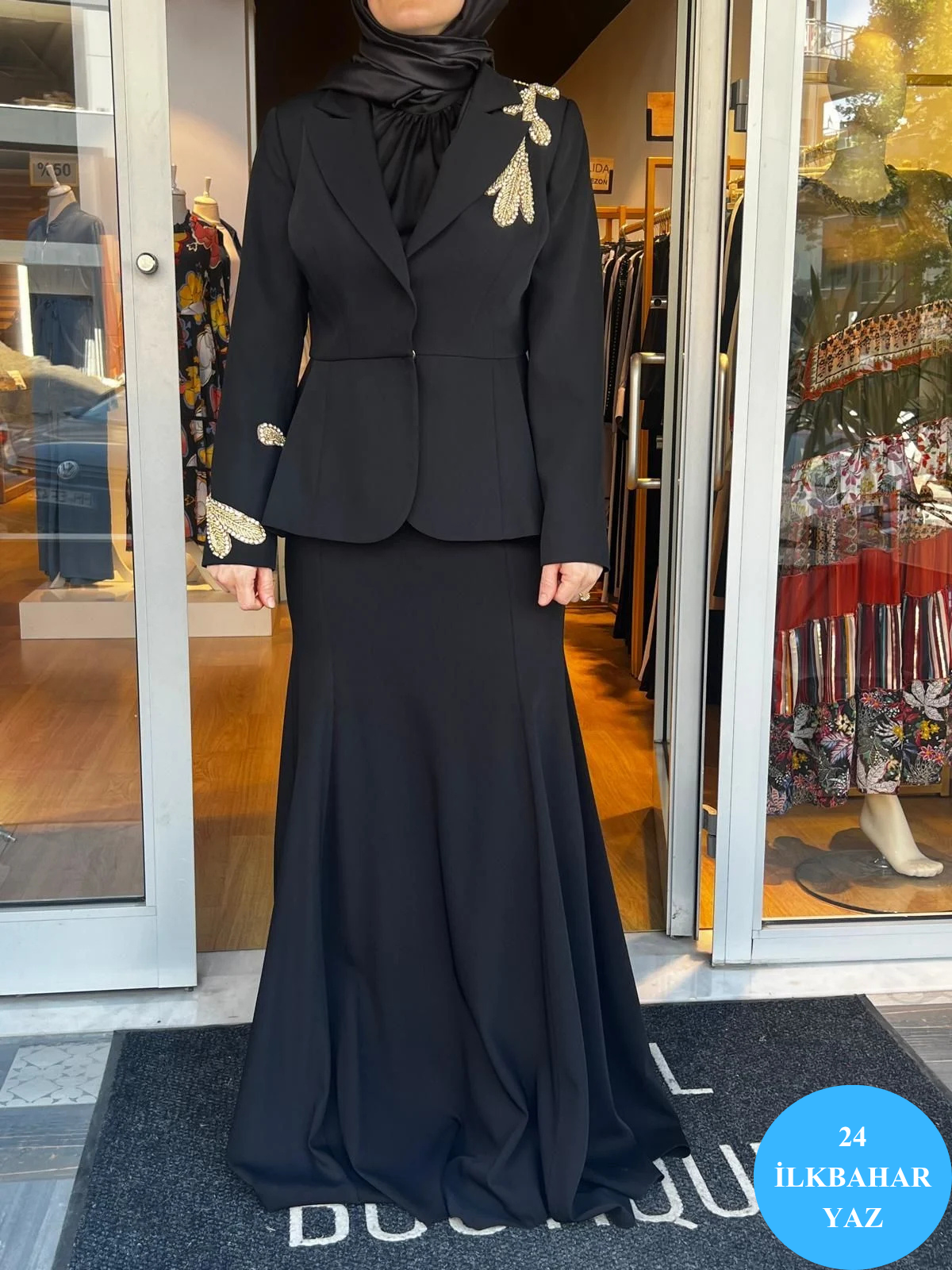 Jamıla Sarah Aplikeli Peplum Ceket Balık Etek Takım SS24-9016