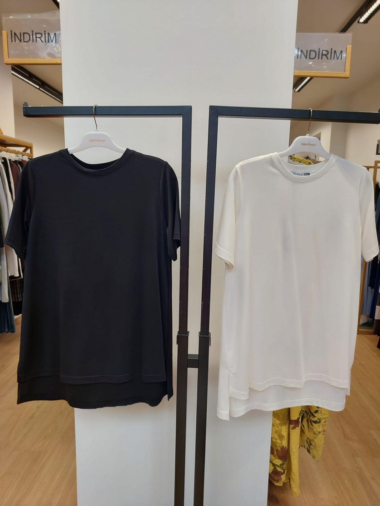 Almarwah Black Bluz T26K-102183